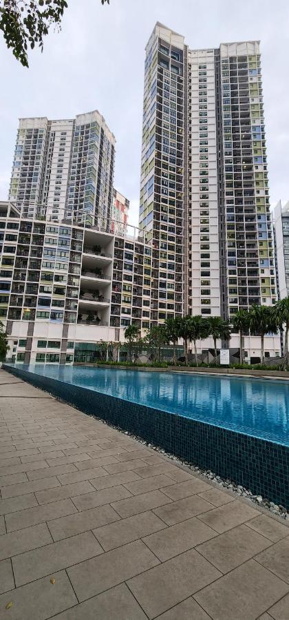 Anggun I Soho I City Homestay Shah Alam Zewnętrze zdjęcie